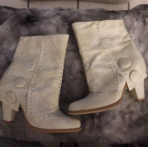 MUST GO! EUC Not Rated Spin Ankle Boot